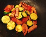 【簡単】夏野菜とベーコンのペペロン炒め作り方7写真