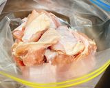 ご飯もビールも♡衣カリカリ！鶏の唐揚げ作り方1写真