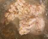 出汁をとった後の昆布と鰹節で煮た鶏肉作り方3写真