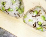枝豆、塩昆布(昆布の佃煮)のおにぎり作り方3写真