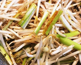 すぐ出来るもやしのカレー風味卵とじ作り方2写真
