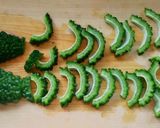 ゴーヤと豚肉と大豆の甘じょっぱい炒め作り方1写真
