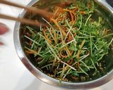 豆苗と人参の塩昆布サラダ♪作り方3写真