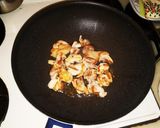 カラフル野菜と鳥肉の炒め物作り方2写真