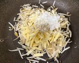 簡単！　もやしのチーズ焼き　ガレット作り方2写真
