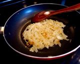 旨味ギュッ！こだわりの半無水チキンカレー作り方2写真