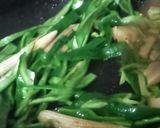 うちの青椒肉絲、味を途中で確認しながら作り方10写真