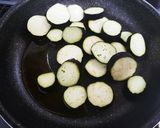 【減塩】味付け要らずピリ辛炒め【サバ缶】作り方2写真