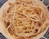 余った麻婆豆腐で、麻婆豆腐もやしラーメン作り方4写真