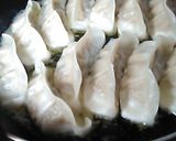 餃子のアヒージョ・家事ヤロウ作り方3写真