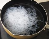 地味・美味・おつまみ♪鶏皮と白滝の炒り煮作り方3写真
