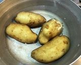 変化球なポテトサラダ!クミンとゴマの香り作り方1写真