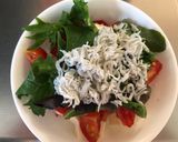 豆腐としらすとミニトマトのサラダ作り方3写真