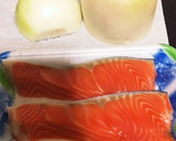 【炊飯器】鮭と大根、玉ねぎの醤油煮作り方1写真