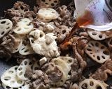 ☆牛肉とレンコンの甘辛炒め☆作り方3写真