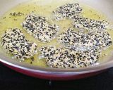 鶏胸肉とごまの揚げ焼き作り方5写真