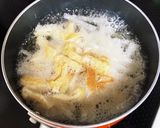 基本の味噌汁。大根、わかめ、油揚げ。作り方3写真