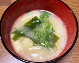 基本の味噌汁。大根、わかめ、油揚げ。作り方7写真