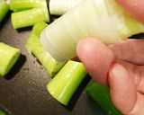 豚巻き胡麻ドレ麺つゆ炒め作り方1写真