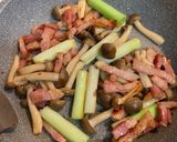 簡単！ベーコンと野菜のガーリック炒め作り方6写真