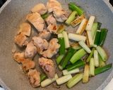 鶏肉と長ネギのガリバタ醤油♪作り方8写真