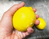 簡単豆知識☆皮ごと使うレモンの下拵え方法作り方1写真
