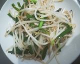 朝ごはんに!簡単!+もやしのニラ玉作り方1写真