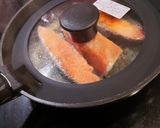 ふっくら♪鮭はフライパンで焼こう!作り方3写真