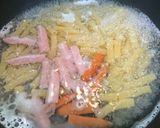 ウインナーとトマトのケチャマヨペンネ作り方3写真