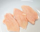 置くだけ簡単☆しっとりサラダチキン作り方1写真