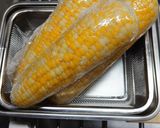 簡単♪レンジで茹でとうもろこし作り方7写真