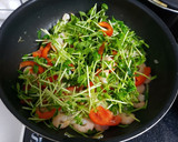 エビと豆苗の卵炒め作り方2写真