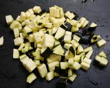 簡単！豚バラと茄子のお味噌汁作り方1写真