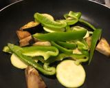 鶏ムネ肉と夏野菜塩麹炒め作り方4写真