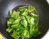 強火１分！空芯菜の炒めもの作り方4写真