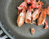 海老の殻で磯の旨味ぎっしり出汁のお味噌汁作り方3写真
