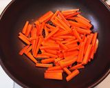 常備菜!人参とじゃこの味噌きんぴら作り方1写真