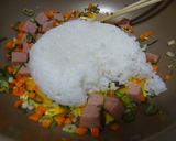 丸大・黒胡椒 豚ソーセージの炒飯作り方8写真