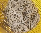 カリカリお蕎麦～余った蕎麦で簡単～作り方1写真