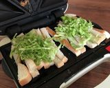 パン耳まで！メンチカツホットサンド！作り方8写真