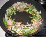 塩豚の塩焼きそば作り方4写真