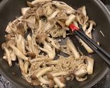 キノコの醤油麹バターソテー[醤油麹]作り方3写真