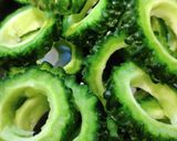 苦くないゴーヤの鶏ひき肉入り天ぷら作り方1写真