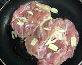 簡単◎鶏もも肉のガーリックステーキ作り方2写真