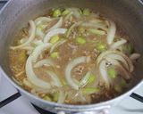枝豆たっぷり！豚ミンチの卵とじ丼♪作り方3写真