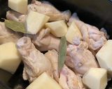手羽元ジャガイモのバジル煮作り方1写真