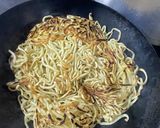 賄い！温玉乗せ！沖縄ナポリタン風焼きそば作り方1写真