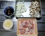 豚こまと玉ねぎ、ぶなしめじの生姜焼き作り方1写真