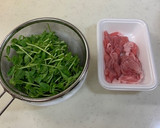 ひとりご飯にオススメ 豆苗と豚肉の炒め物作り方2写真