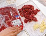 ビーフガーリックライス！（コストコ肉）作り方1写真